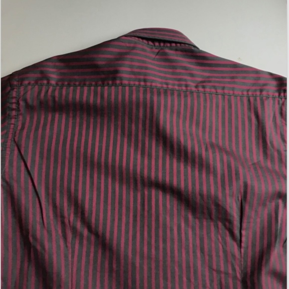 ETRO red & gray striped cotton shirt Sz 15.5-39 made in Italy 🇮🇹 - Picture 3 of 6